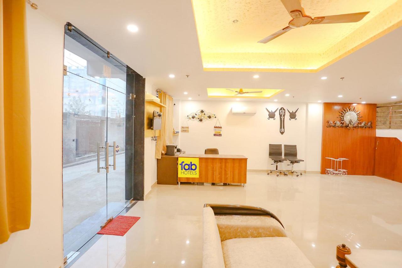 Fabexpress Taj Residency Near Yashobhoomi Convention Centre Hotel Delhi  Exterior foto
